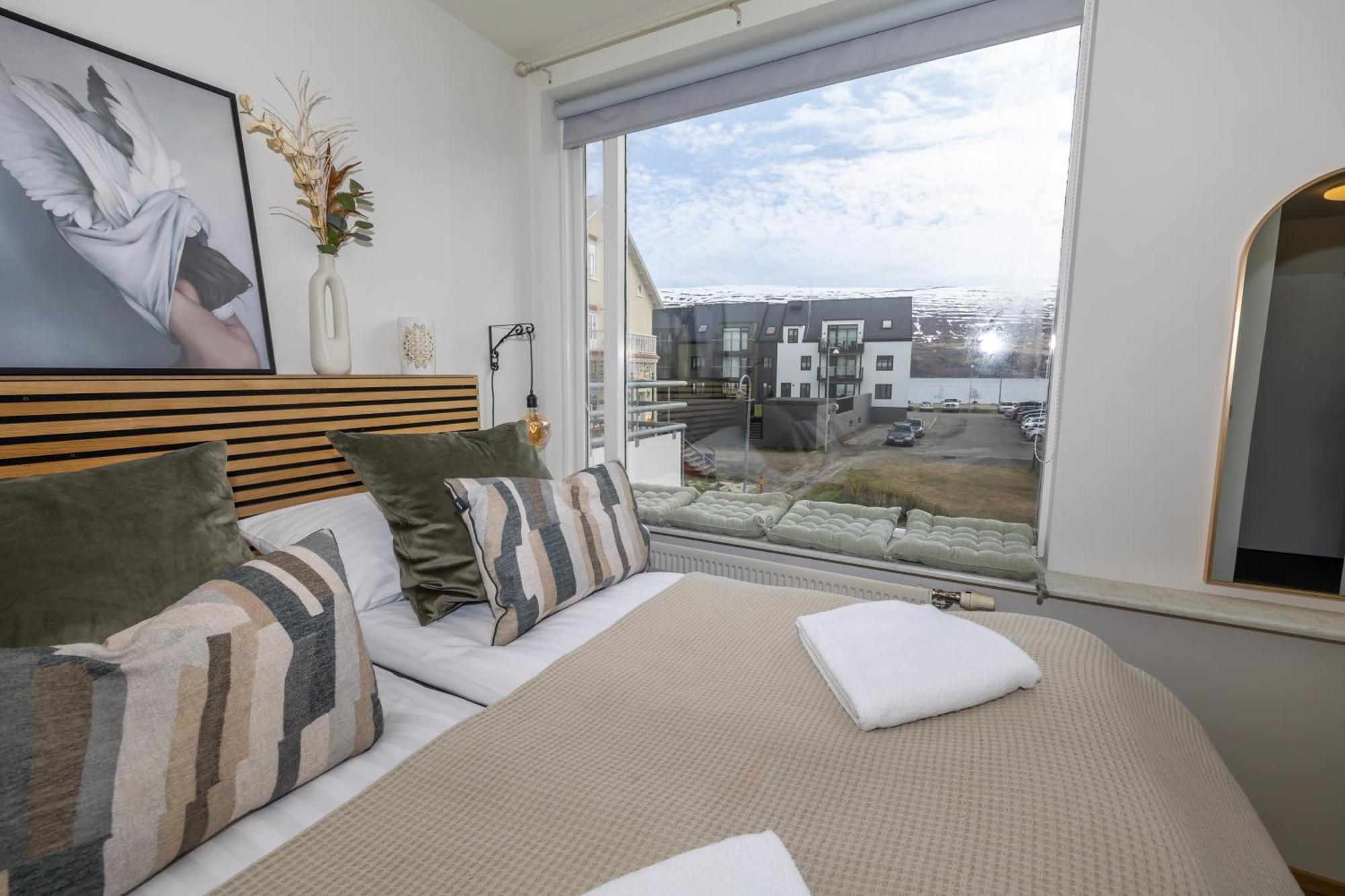 Charming Deluxe Apartment Akureyri Szoba fotó